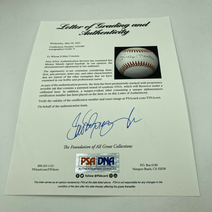 Beautiful Mickey Mantle Signed American League Baseball PSA DNA Graded MINT 9