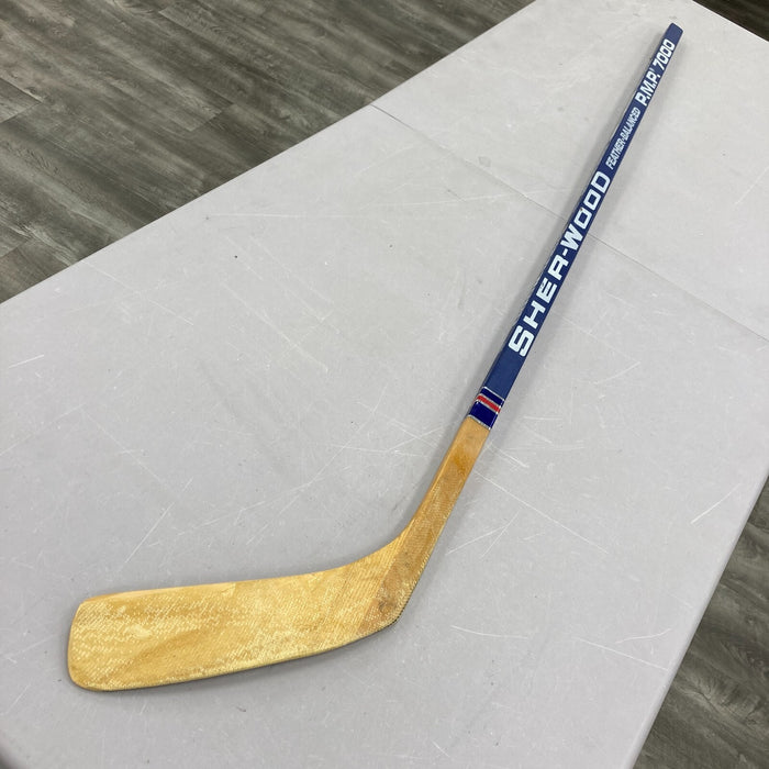 1987-88 Edmonton Oilers  Stanley Cup Champs Team Signed Stick Wayne Gretzky JSA