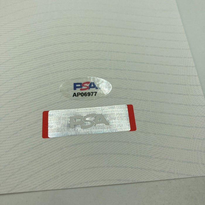 Beautiful Roberto Clemente Single Signed Baseball PSA DNA Graded Mint 8