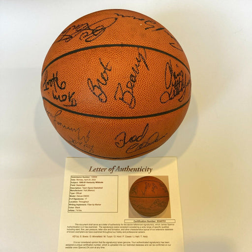1980-81 Kentucky Wildcats Team Signed Vintage NCAA Basketball JSA COA
