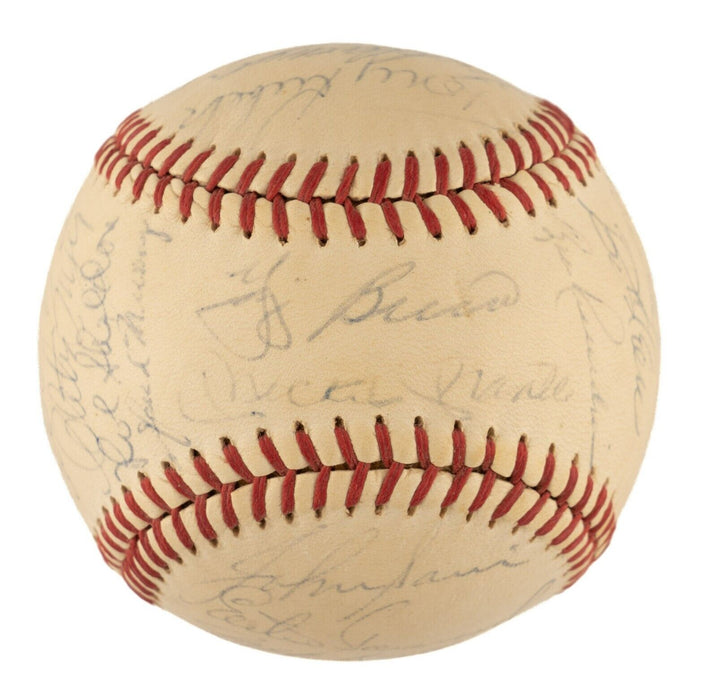 1961 New York Yankees W.S. Champs Team Signed Baseball Mickey Mantle Maris BAS