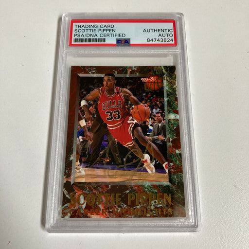 1992-93 Fleer Ultra Scottie Pippen Signed Autographed Basketball Card PSA DNA