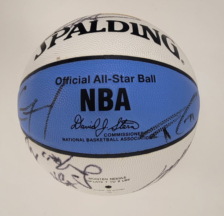 Kobe Bryant Shaq Tim Duncan 2005 All Star Game Team Signed Basketball Beckett