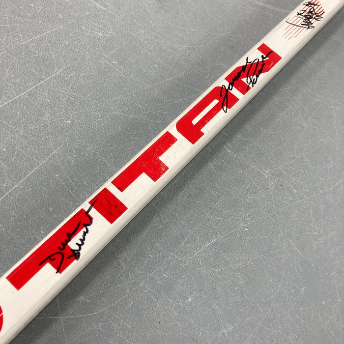 1984-85 Edmonton Oilers Stanley Cup Champs Team Signed Stick Wayne Gretzky JSA