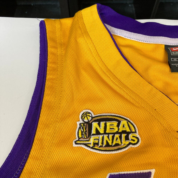 Authentic Kobe Bryant Mitchell & Ness 2000-01 Los Angeles Lakers Jersey  Finals