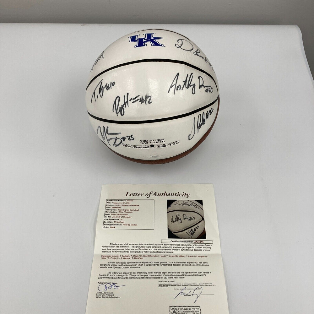 2012 Kentucky Wildcats NCAA National Champions Team Signed Basketball JSA COA