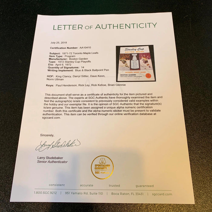 1971–72 Toronto Maple Leafs Team Signed NHL Program With SGC COA