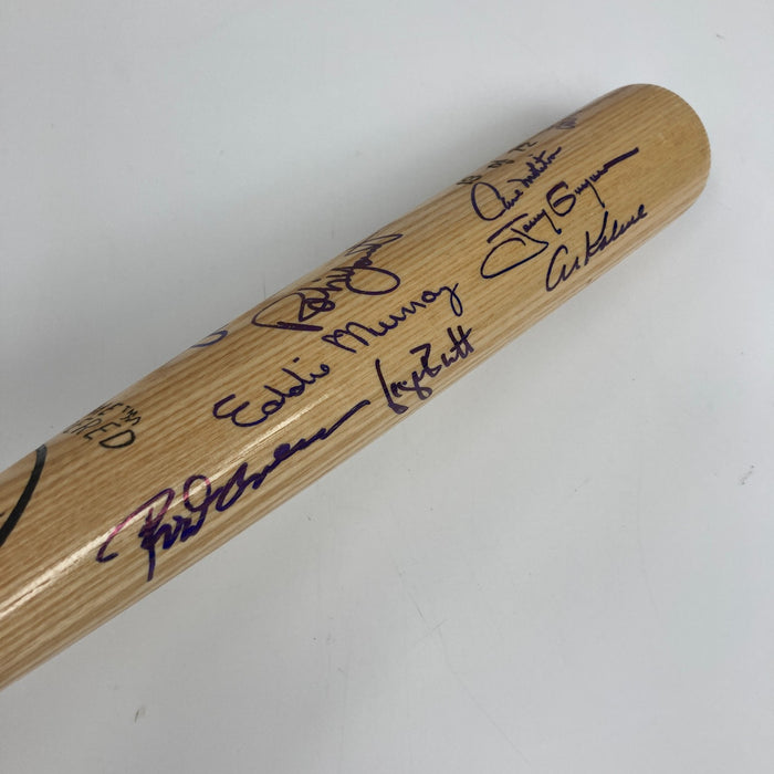 Beautiful 3,000 Hit Club Multi Signed Baseball Bat Willie Mays Hank Aaron JSA