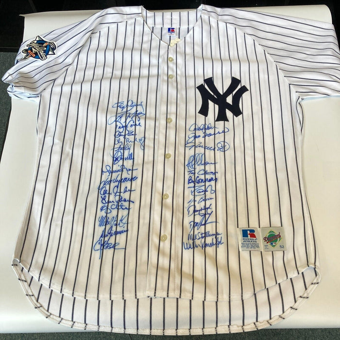 2000 New York Yankees World Series Champs Team Signed Jersey Derek Jeter PSA DNA