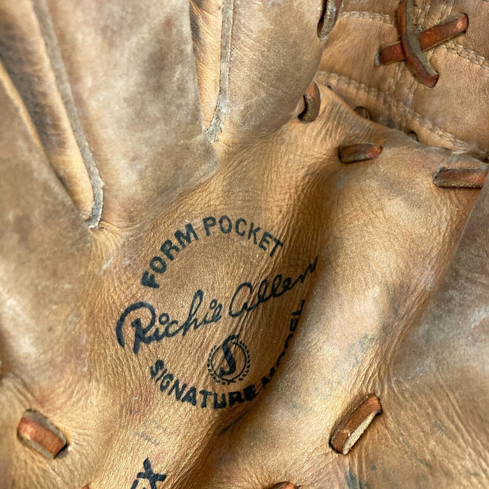 Richie Dick Allen Signed Vintage 1970's Game Model Baseball Glove JSA COA