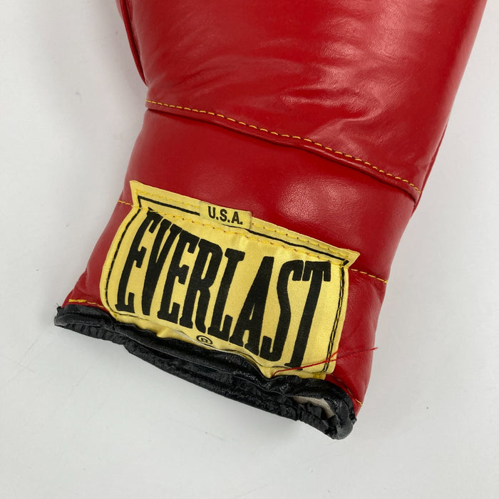 Muhammad Ali Signed Everlast Boxing Glove Beckett COA