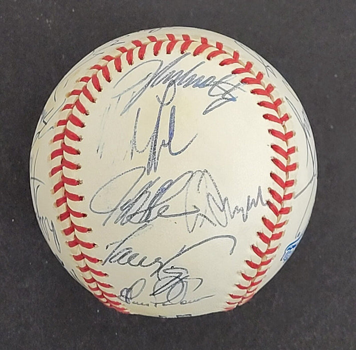 1995 Atlanta Braves World Series Champs Team Signed World Series Baseball BAS