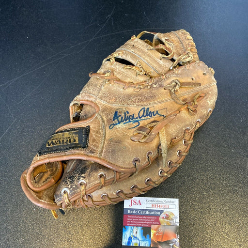 Felipe Alou Game Used Signed 1968 All Star Game Baseball Glove JSA COA