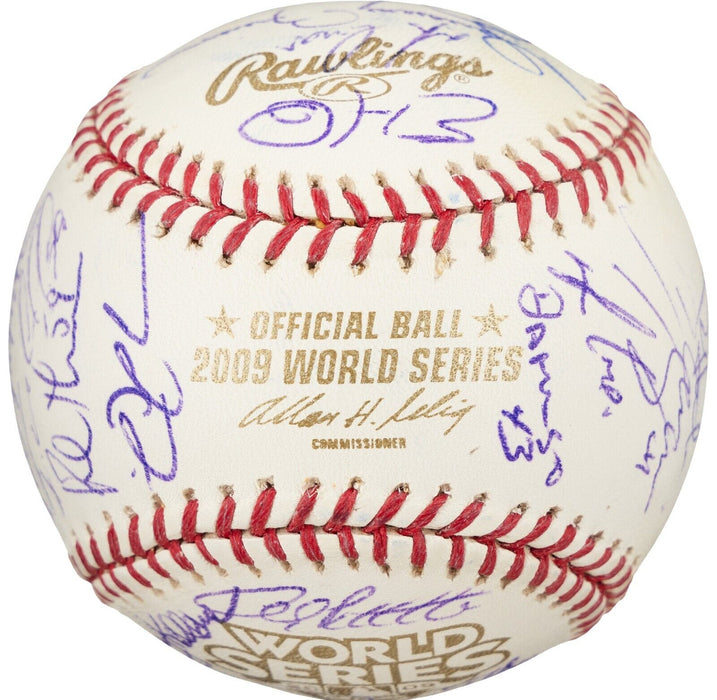 2009 New York Yankees Team Signed World Series Baseball Derek Jeter  Beckett COA