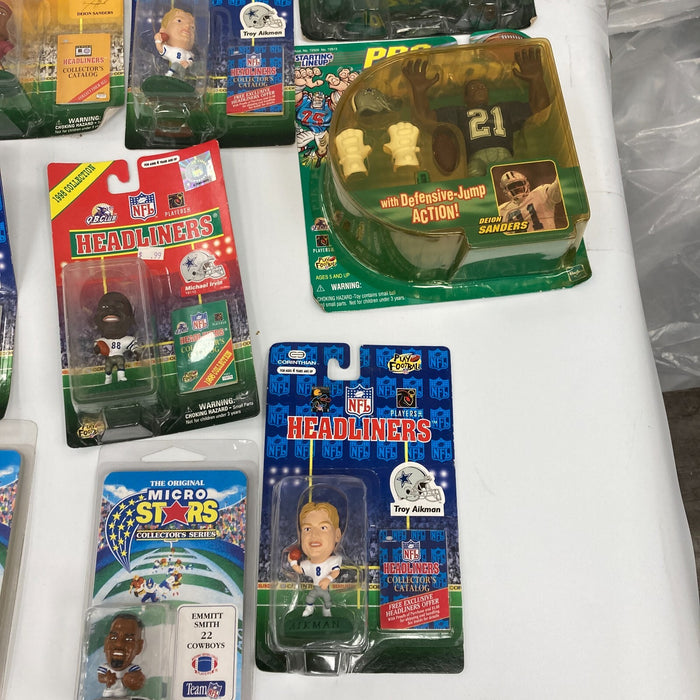 Lot Of 32 Dallas Cowboys Starting Lineup Figurines SLU Troy Aikman Emmitt Smith