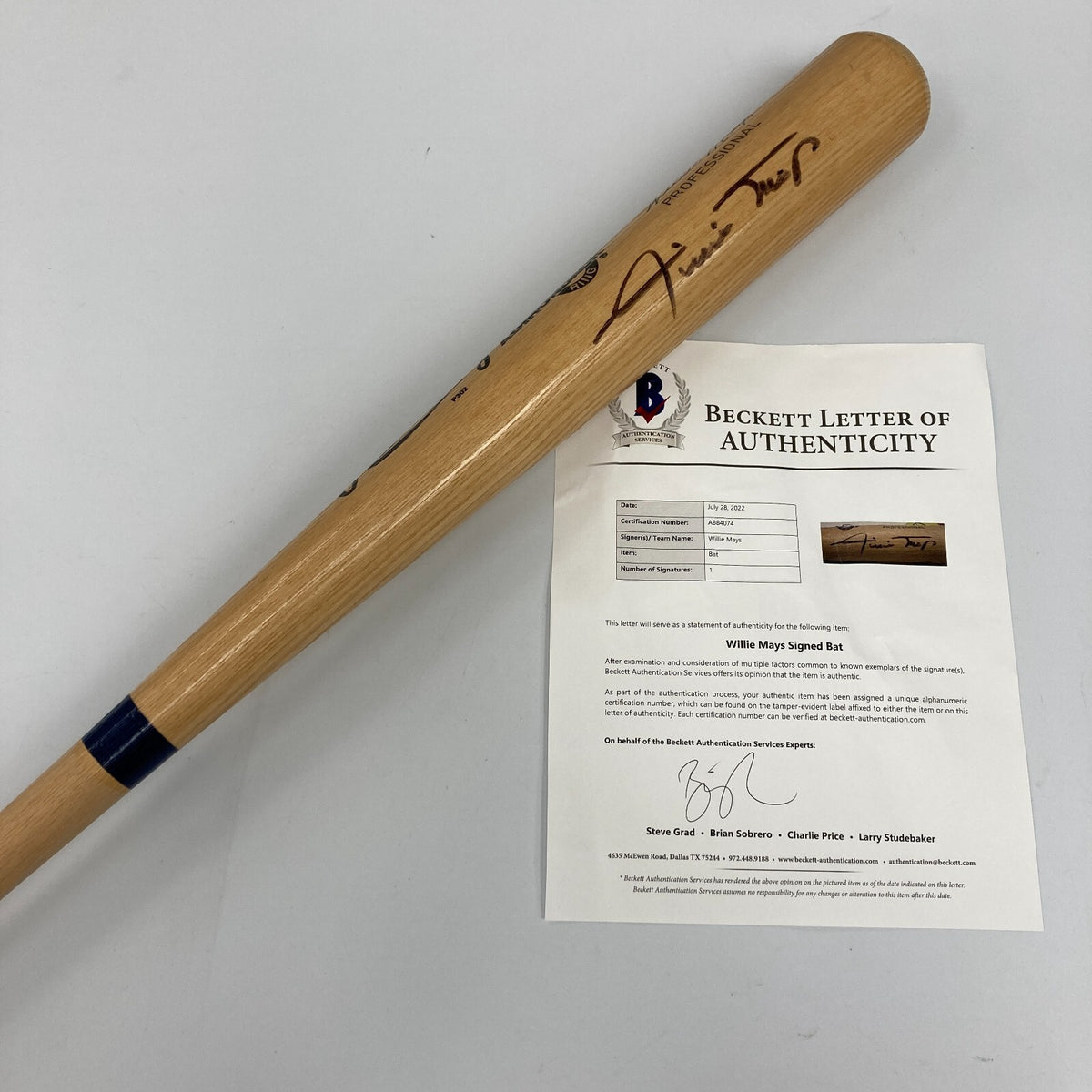 Willie Mays Signed Adirondack Game Model Baseball Bat With Beckett COA ...