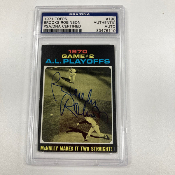 1971 Topps Brooks Robinson Signed Baseball Card Auto PSA DNA