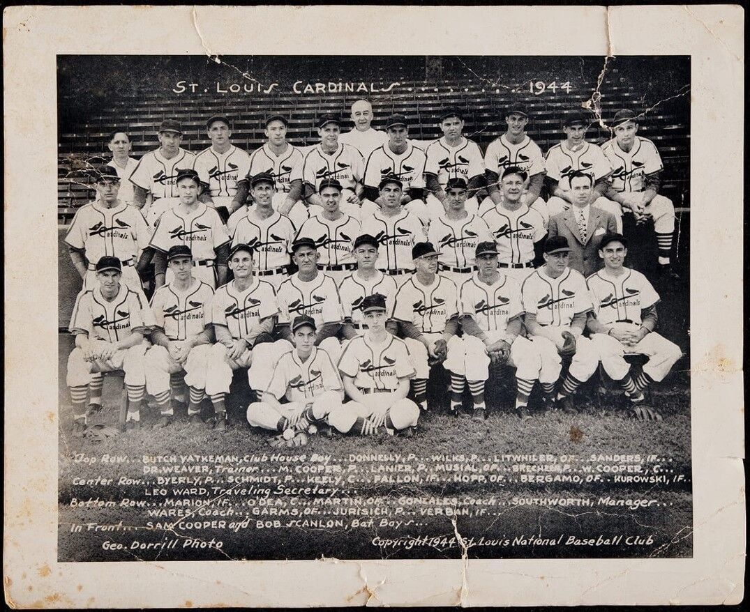 1944 St. Louis Cardinals World Series Champions Team Signed Photo 25 Signatures