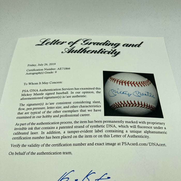 Beautiful Mickey Mantle Signed American League Baseball PSA DNA Graded MINT 9