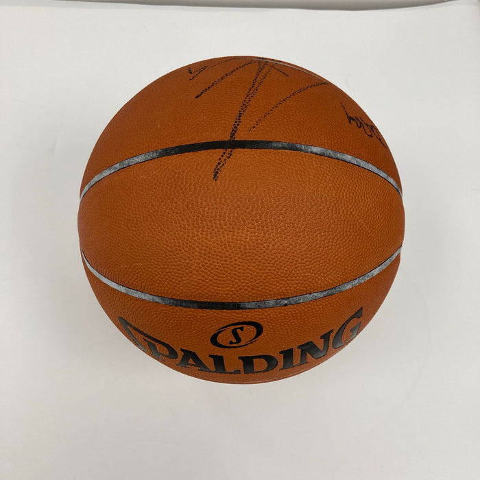 San Antonio Spurs Team Signed Game Used Basketball Tony Parker Ginobili Leonard