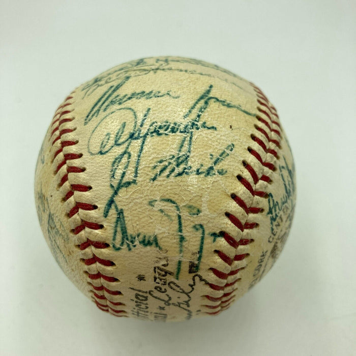 1967 Chicago Cubs Team Signed Baseball Ernie Banks Beckett COA