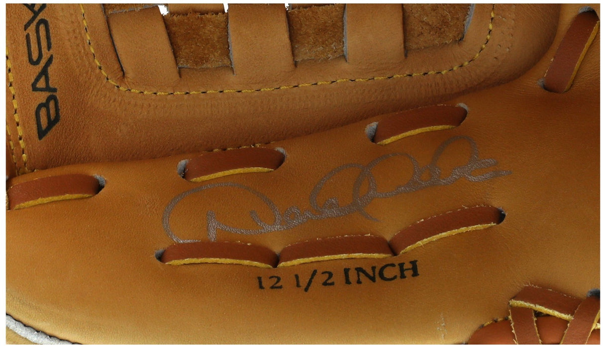 Derek Jeter Signed Rawlings RBG 2 Signature Series Glove Beckett COA
