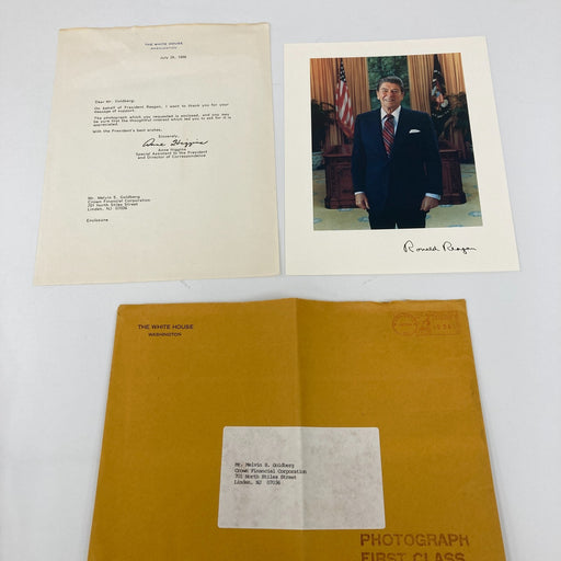 President Ronald Reagan Signed Autograph 8x10 White house Photo With Letter
