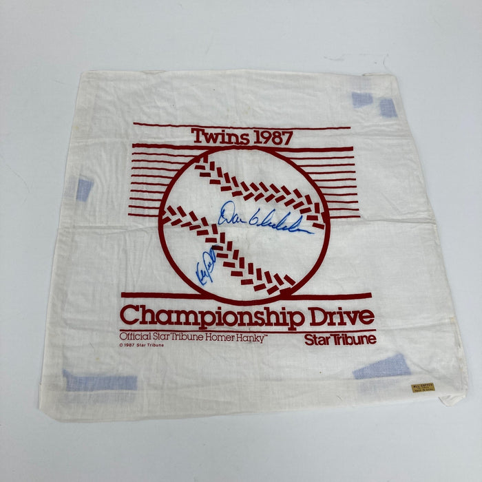 Kirby Puckett Signed 1987 Minnesota Twins Homer Hanky JSA & Beckett COA