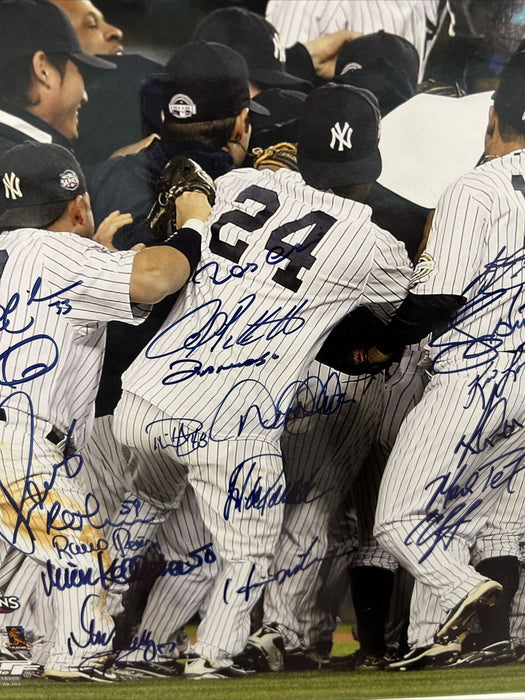 2009 New York Yankees World Series Champs Team Signed Photo & Tickets Beckett