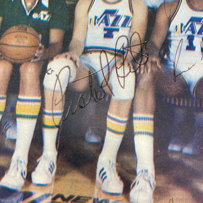 Pistol Pete Maravich 1976-1977 New Orleans Jazz Team Signed Photo JSA COA