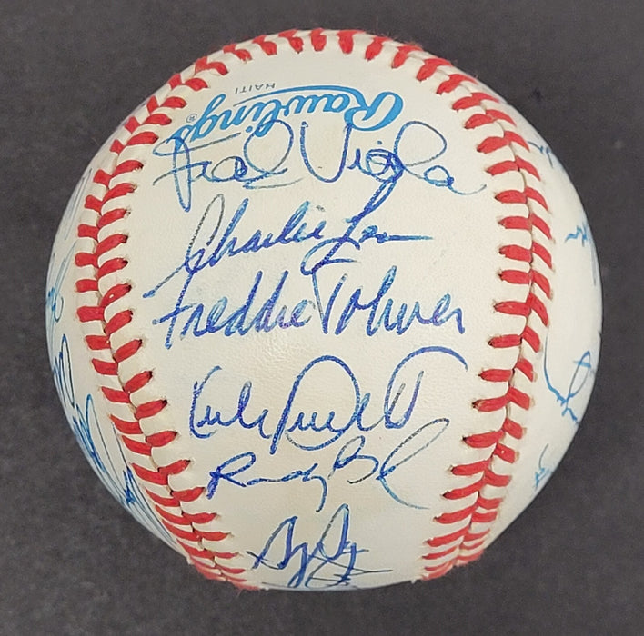 Kirby Puckett 1988 Minnesota Twins Team Signed AL Baseball Beckett COA