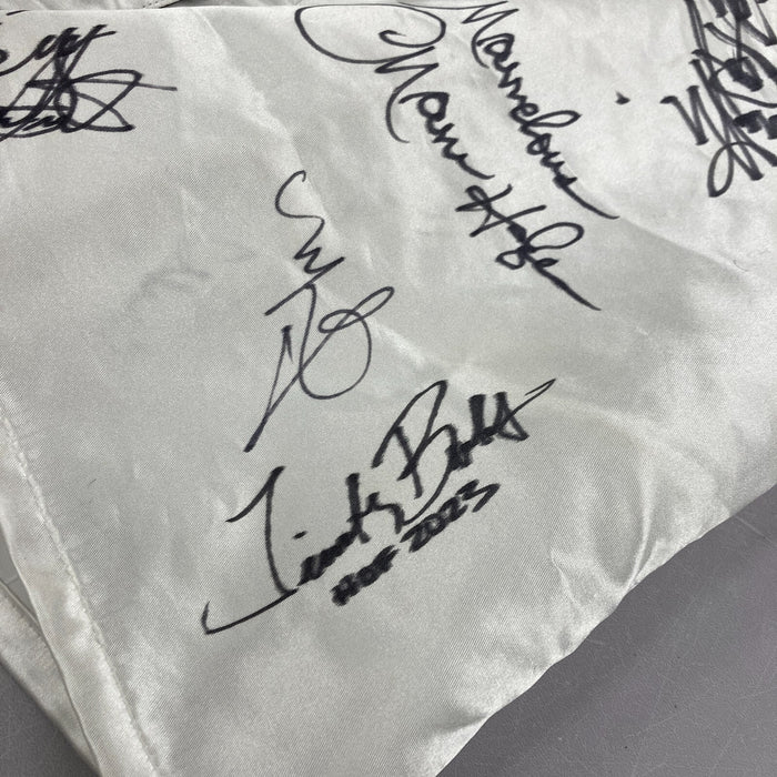 Boxing Hall Of Fame Legends Signed Everlast Boxing Robe 40+ Signatures JSA COA