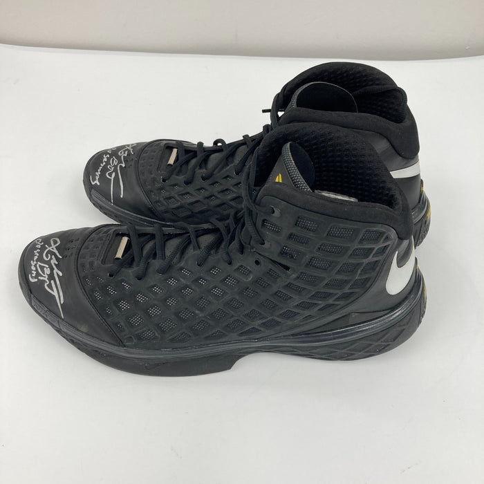 Kobe Bryant Photomatched 2008 NBA Finals Game Used Signed Sneakers Shoes PSA DNA