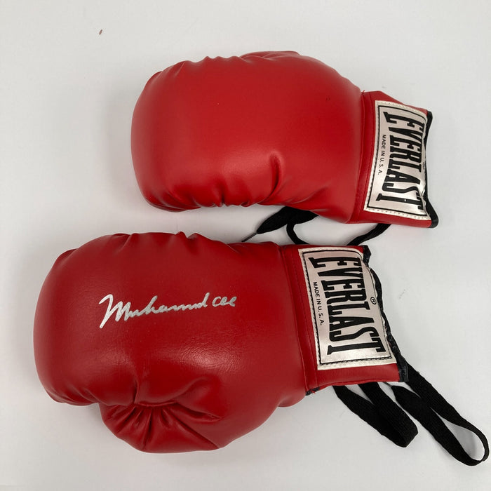 Muhammad Ali Signed Everlast Boxing Glove Silver Ink Signature JSA COA