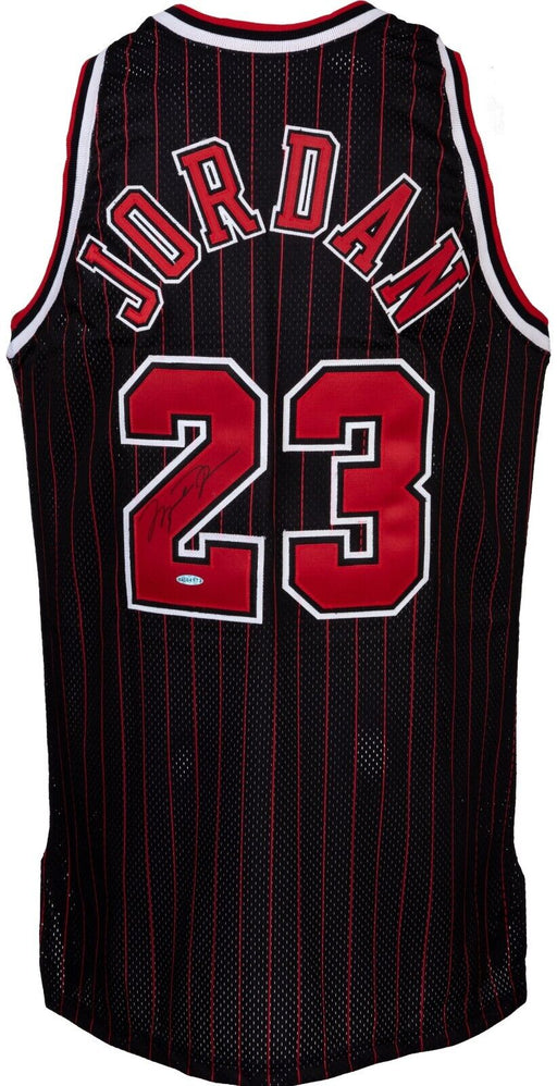 Michael Jordan Signed 1995-96 Pro Cut Chicago Bulls Jersey UDA & Beckett COA