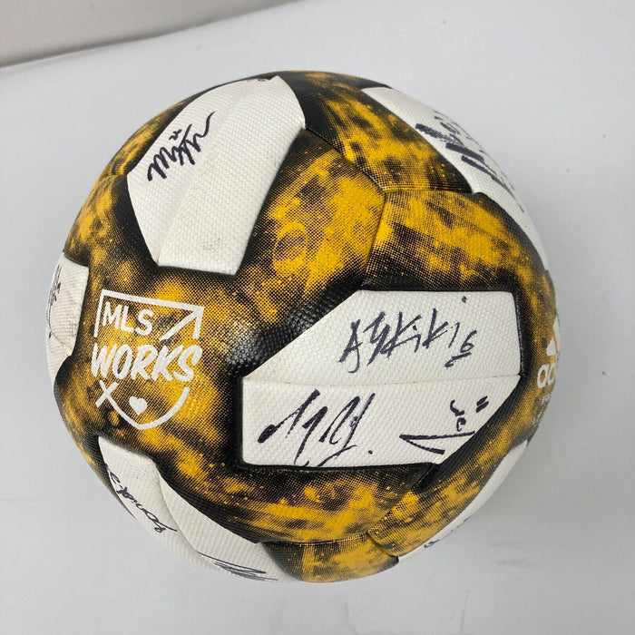 2019 Houston Dynamo Team Signed Soccer Ball Beckett & Fanatics COA
