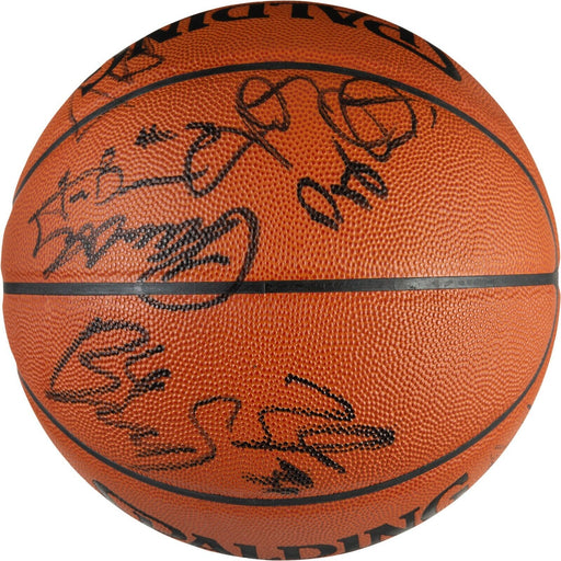 Lebron James Rookie 2003-04 Cleveland Cavaliers Team Signed Basketball PSA DNA