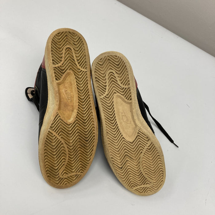 Michael Jordan Rookie Signed Pair Of 1985 Nike Jordan 1 Shoes Sneakers Beckett