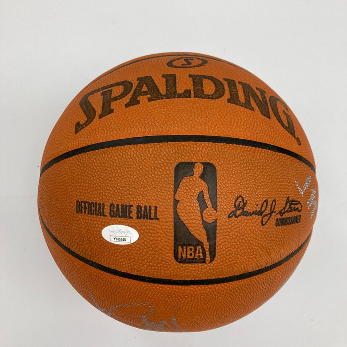 Kobe Bryant 2011–12 Los Angeles Lakers Team Signed NBA Game Basketball JSA COA