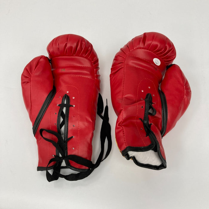 Muhammad Ali Signed Everlast Boxing Glove JSA COA
