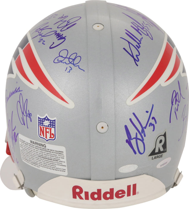 2004 New England Patriots Super Bowl Champs Team Signed Helmet Tom Brady PSA DNA