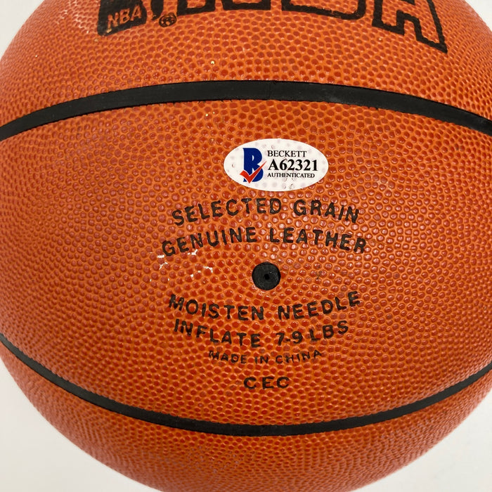 Wilt Chamberlain "Peace" Signed Spalding Official NBA Game Basketball Beckett
