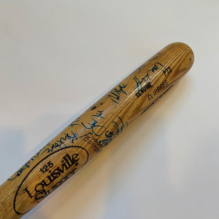 Bernie Williams Rookie 1989 Columbus Clippers Yankees Team Signed Game Bat JSA