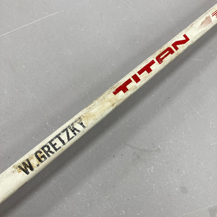 1981 Wayne Gretzky Signed Game Used Titan Hockey Stick Beckett COA