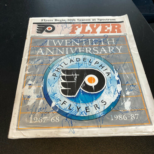 1986-87 Philadelphia Flyers Team Signed Autographed Program