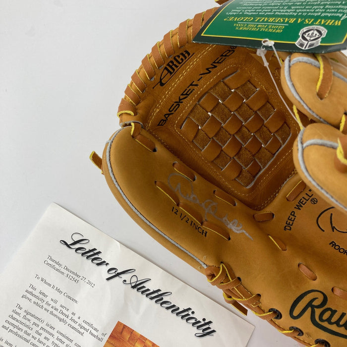 Derek Jeter Signed 1996 Rookie Of The Year Rawlings Baseball Glove PSA DNA COA