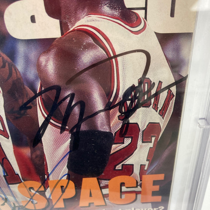 Michael Jordan & Dennis Rodman Signed 1995 Sports Illustrated Magazine PSA 8