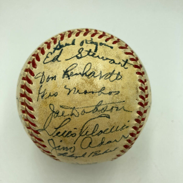 1951 Chicago White Sox Team Signed Autographed Baseball With Nellie Fox