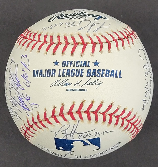 RARE Perfect Game Pitchers Signed Baseball Complete With 17 Sigs Beckett COA