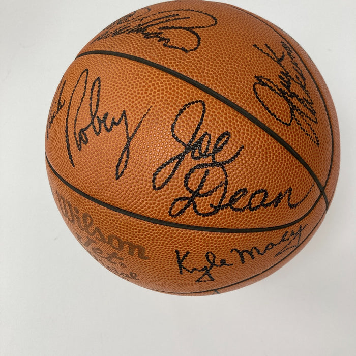 1977-1978 Kentucky Wildcats NCAA Champs Team Signed Basketball JSA COA
